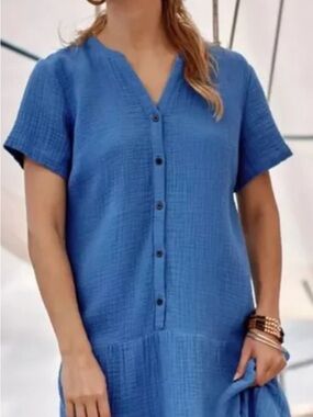 J. Jill Blue Short-Sleeve Button-Front Gauze Top